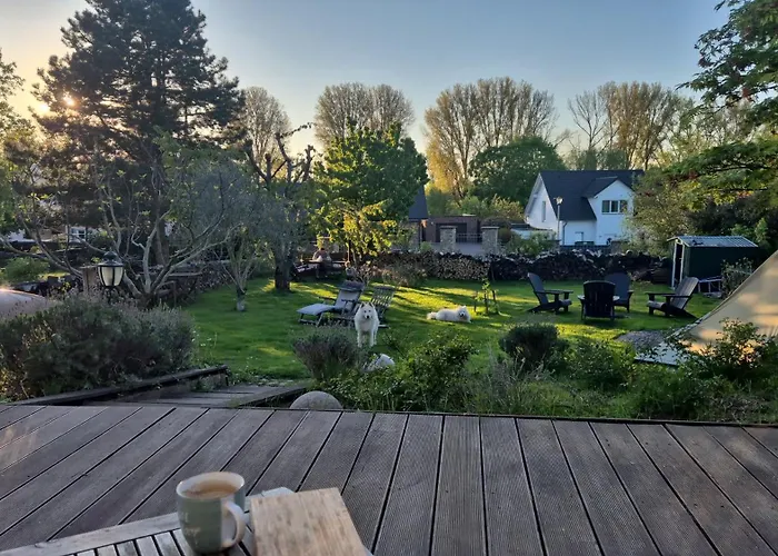 Schönste Lage am Rhein in unmittelbarer Stadtnähe, B&B Köln
